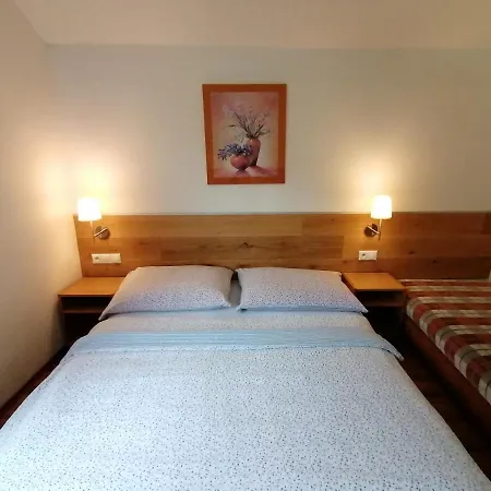 Pensión Biely Potok 3*